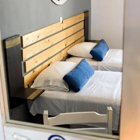 Ragoussis Sweet 3* Náusza